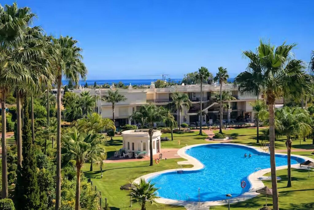 marbella apartment pool seaview garden