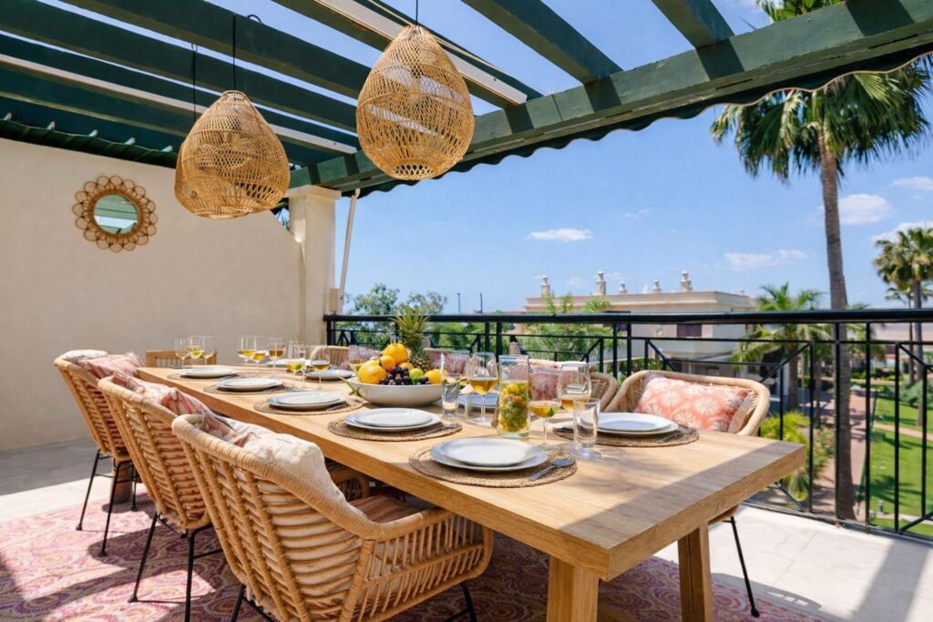 marbella apartment terrace diningtable