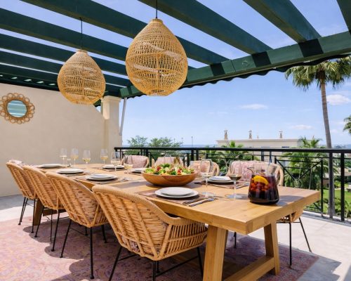 Al fresco dining experience in Marbella apartment